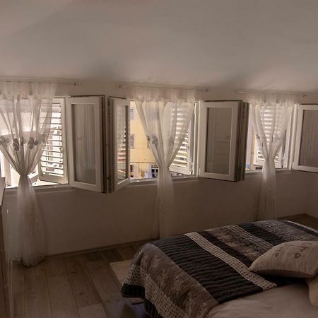 Lipa Appartement Split Buitenkant foto